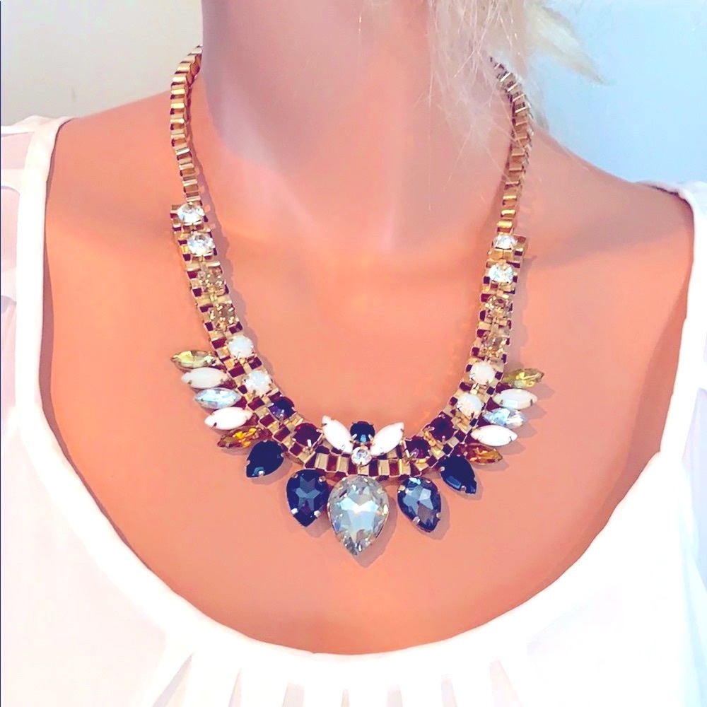 Rhinestone necklace